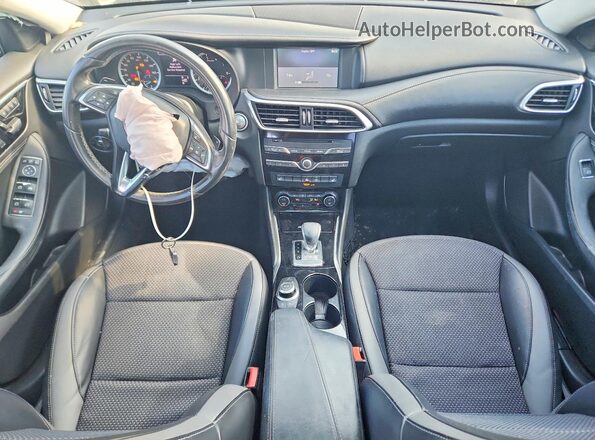 SJKCH5CP8KA009793 2019 INFINITI QX30 Коричневый Вид панели приборов
