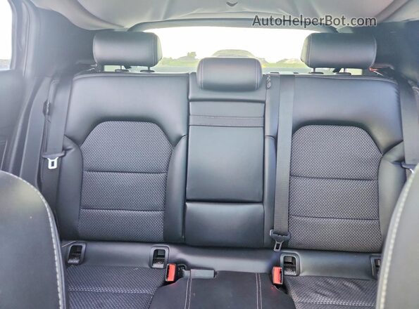 SJKCH5CP8KA009793 2019 INFINITI QX30 Коричневый Вид задних сидений