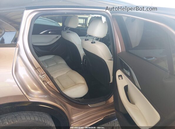 SJKCH5CPXHA017791 2017 INFINITI QX30 Pink VIN կոդի պիտակի տեսք