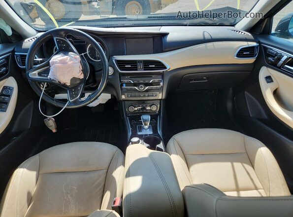 SJKCH5CPXJA044513 2018 INFINITI QX30 Black Dashboard view