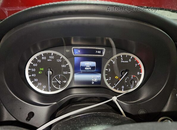 SJKCH5CR2KA011668 2019 INFINITI QX30 Burgundy Vista del cuadro de instrumentos