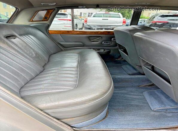 SRX6202 1968 ROLLS-ROYCE SILVER Серебряный Вид панели приборов