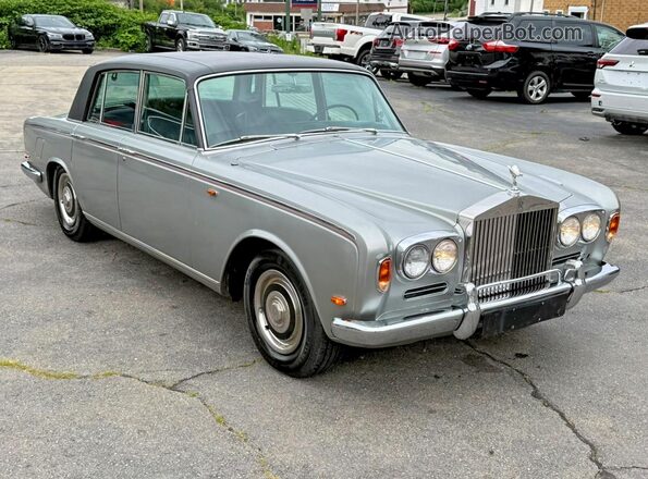 SRX6202 1968 ROLLS-ROYCE SILVER Серебряный Передняя правая четверть