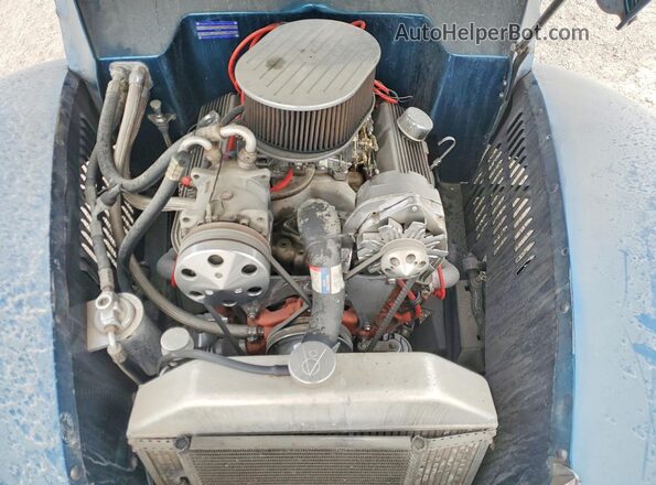 SW95160PA 1940 FORD TD Зеленый Вид задней части салона