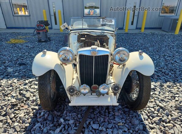 TC2025 1945 MG TC Белый Вид спереди