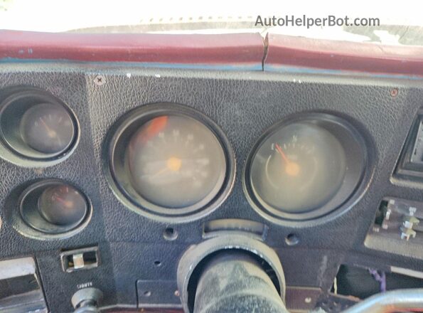 TCZ144Z502628 1974 GMC C1500 Burgundy Սարքավորումների վահանակի տեսք