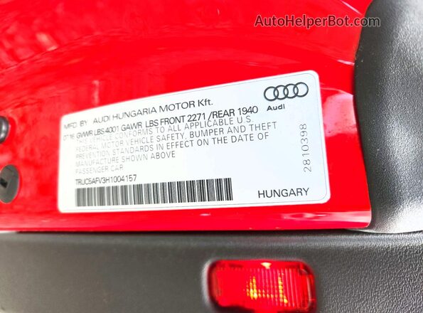 TRUC5AFV3H1004157 2017 AUDI TT Red Widok komory silnika