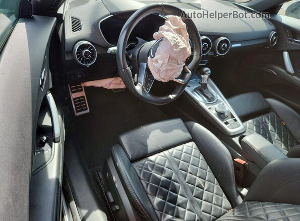 TRUTECFV8M1002989 2021 AUDI TT Black Առջևի վահանակի տեսք