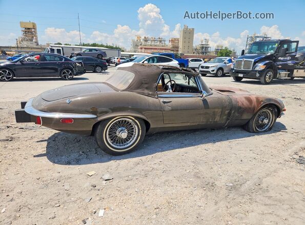 UE1S25137 1974 JAGUAR XKE Коричневый Задняя правая четверть