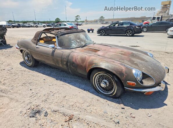 UE1S25137 1974 JAGUAR XKE Коричневый Передняя правая четверть