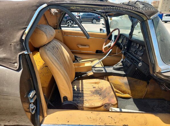 UE1S25137 1974 JAGUAR XKE Коричневый Вид задних сидений
