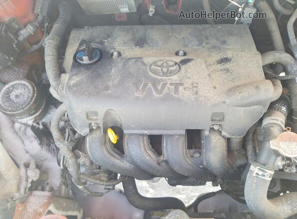 VNKJTUD3XHA075051 2017 TOYOTA YARIS Красный Вид задней части салона
