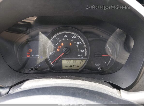 VNKKTUD30GA063039 2016 TOYOTA YARIS Silver უკანა სავარძლების ხედი