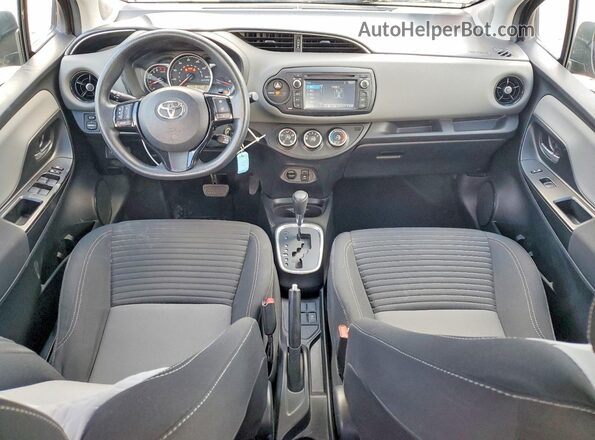 VNKKTUD30JA090779 2018 TOYOTA YARIS Red Вид панелі приладів