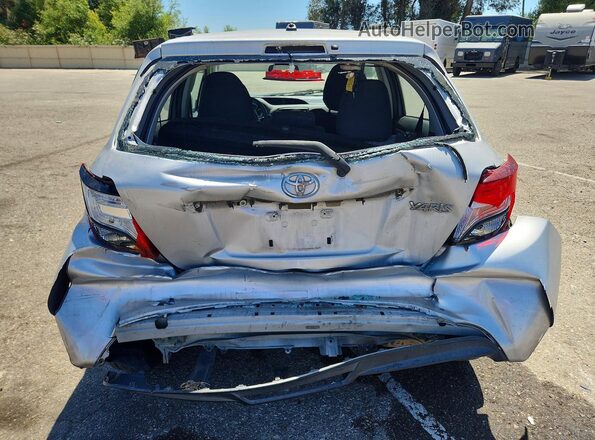 VNKKTUD31HA081471 2017 TOYOTA YARIS Silver უკანა ხედი