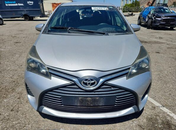 VNKKTUD31HA081471 2017 TOYOTA YARIS Silver წინა ხედი