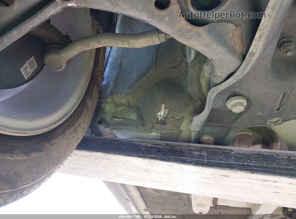 VNKKTUD31JA097577 2018 TOYOTA YARIS Silver 