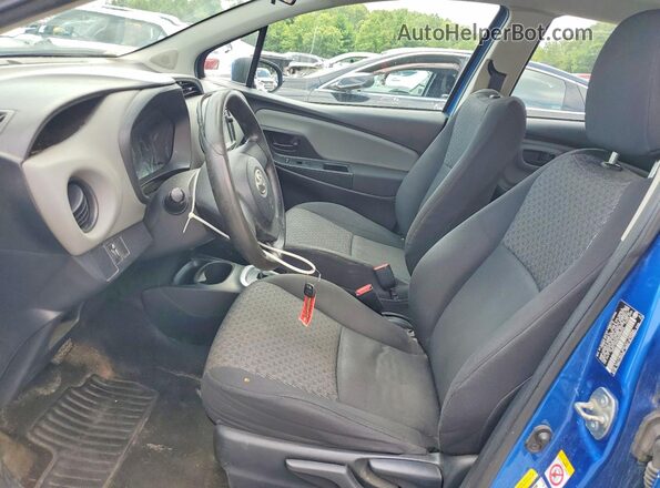 VNKKTUD32GA069229 2016 TOYOTA YARIS Blue წინა სალონის ხედი