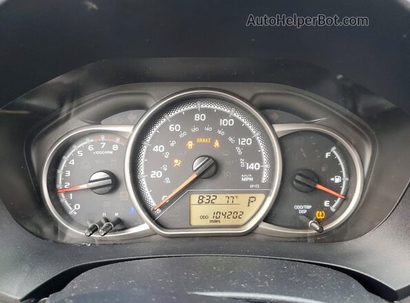 VNKKTUD32HA077803 2017 TOYOTA YARIS Gray Вид щитка приладів
