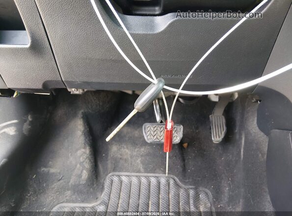 VNKKTUD38GA059806 2016 TOYOTA YARIS White Вид панелі приладів