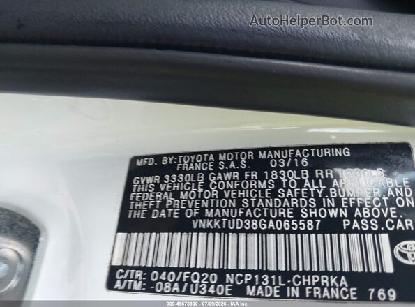 VNKKTUD38GA065587 2016 TOYOTA YARIS White Engine compartment view