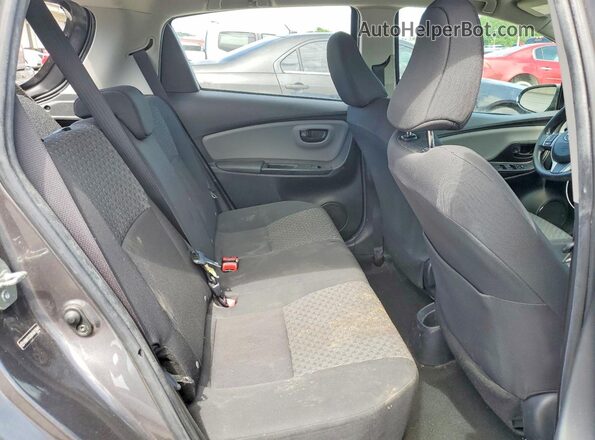 VNKKTUD39HA075644 2017 TOYOTA YARIS Gray Widok tylnych siedzeń