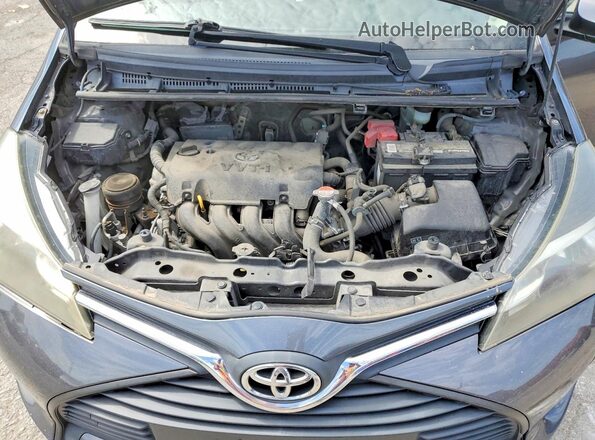 VNKKTUD39HA075644 2017 TOYOTA YARIS Gray Widok wnętrza z tyłu