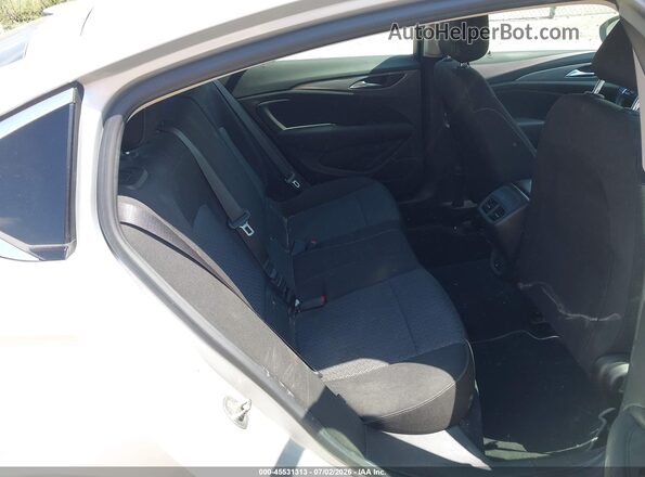 W04GL6SX3J1114745 2018 BUICK REGAL Silver Vista de la etiqueta del VIN