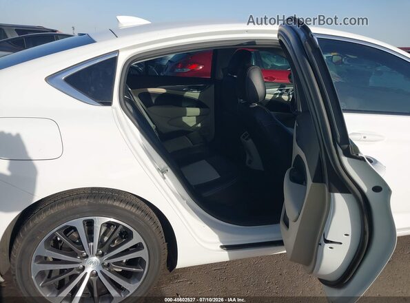 W04GL6SXXK1044808 2019 BUICK REGAL Белый Вид наклейки с VIN-кодом