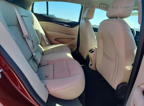 W04GP6SX1K1076292 2019 BUICK REGAL Burgundy Вид задніх сидінь