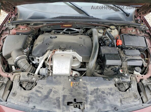 W04GP6SX5J1119630 2018 BUICK REGAL Burgundy Rear interior view