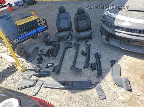 W04WH3N56HG065490 2017 BUICK CASCADA Black Շարժիչի բաժամունքի տեսք