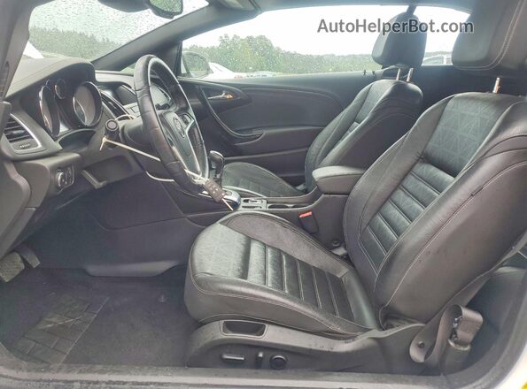 W04WT3N58GG045593 2016 BUICK CASCADA Белый Вид салона спереди