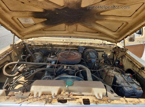 W14JF9S164997 1979 DODGE W150 Двухцветный Вид задней части салона