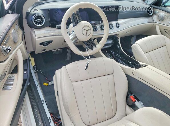 W1K1J5KB5MF163829 2021 MERCEDES-BENZ E White Widok deski rozdzielczej