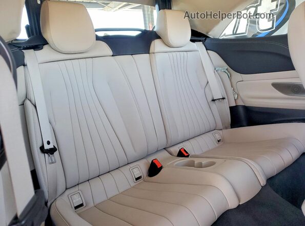 W1K1K5JBXMF169771 2021 MERCEDES-BENZ E Silver Widok tylnych siedzeń