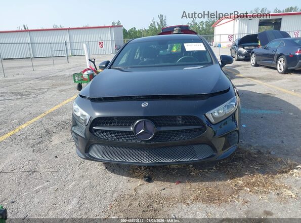 W1K3G4EB2MJ289169 2021 MERCEDES-BENZ A 220 Black Vista del cuadro de instrumentos