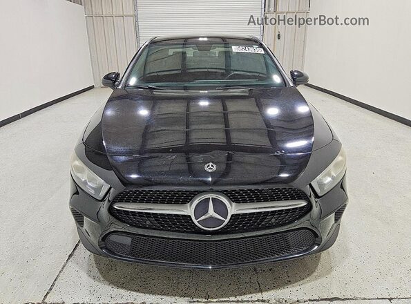 W1K3G4EB3LJ201356 2020 MERCEDES-BENZ A Black Front view