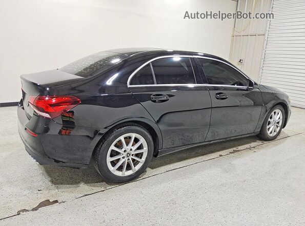 W1K3G4EB3LJ201356 2020 MERCEDES-BENZ A Black Rear right