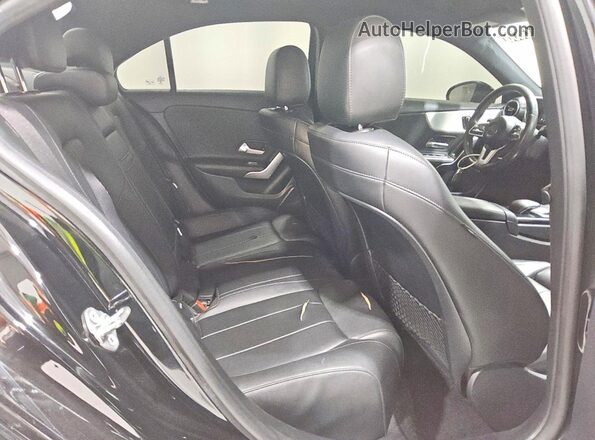 W1K3G4EB3LJ201356 2020 MERCEDES-BENZ A Black Rear seats view
