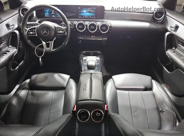 W1K3G4EB3LJ201356 2020 MERCEDES-BENZ A Black 