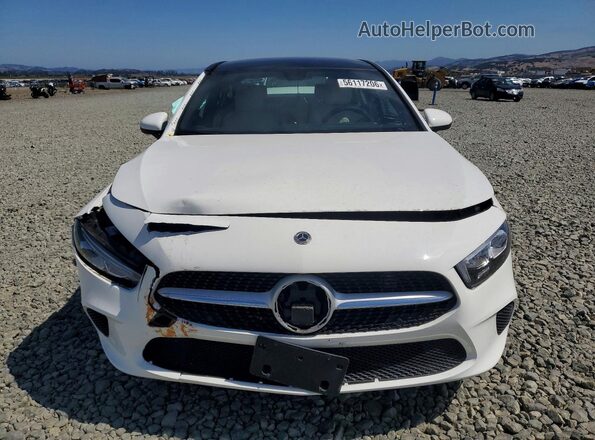 W1K3G4EB6NJ363758 2022 MERCEDES-BENZ A Белый Вид спереди