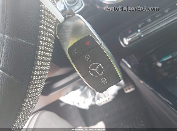 W1K3G4EB8LJ206178 2020 MERCEDES-BENZ A 220 Черный Вид панели приборов