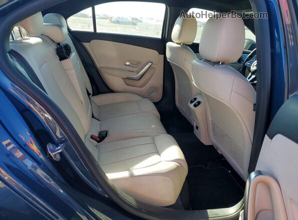 W1K3G4EB9NJ326154 2022 MERCEDES-BENZ A Black Вид задніх сидінь