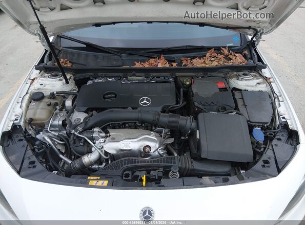 W1K3G4EBXNJ324770 2022 MERCEDES-BENZ A 220 White Vista trasera