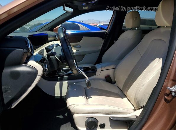 W1K3G4EBXNJ371118 2022 MERCEDES-BENZ A Tan Սալոնի դիմացի տեսք