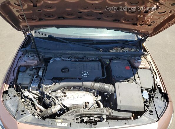 W1K3G4EBXNJ371118 2022 MERCEDES-BENZ A Tan Սալոնի հետևի տեսք