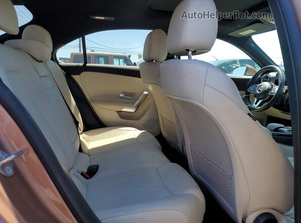 W1K3G4EBXNJ371118 2022 MERCEDES-BENZ A Tan Հետևի նստատեղերի տեսք