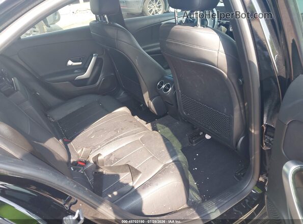 W1K3G4FB4LW045975 2020 MERCEDES-BENZ A 220 Black Widok naklejki z numerem VIN