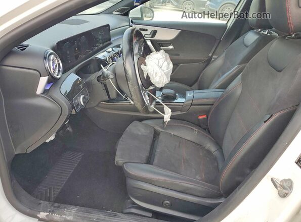 W1K3G4FB6MJ320504 2021 MERCEDES-BENZ A White წინა სალონის ხედი